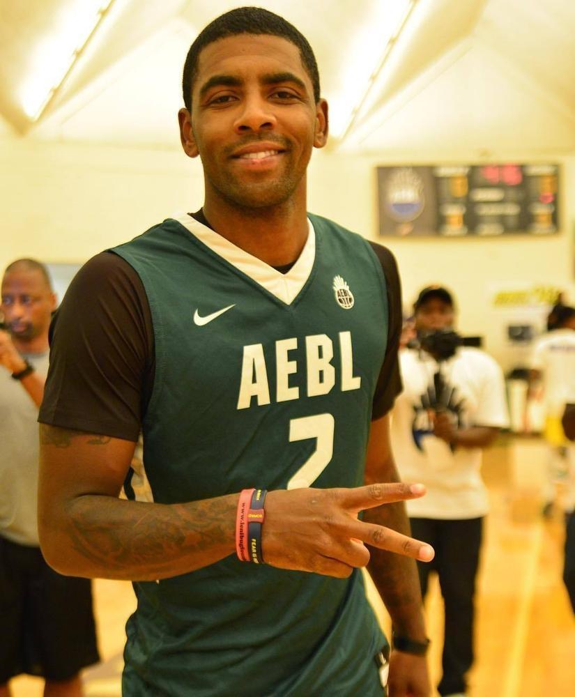 女排联赛第四轮精彩较量继续 江苏女排险胜天津