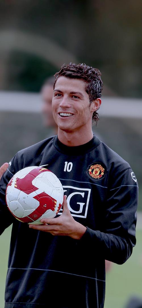 维克多·马丁内斯在底特律老虎队主场完成退役告别