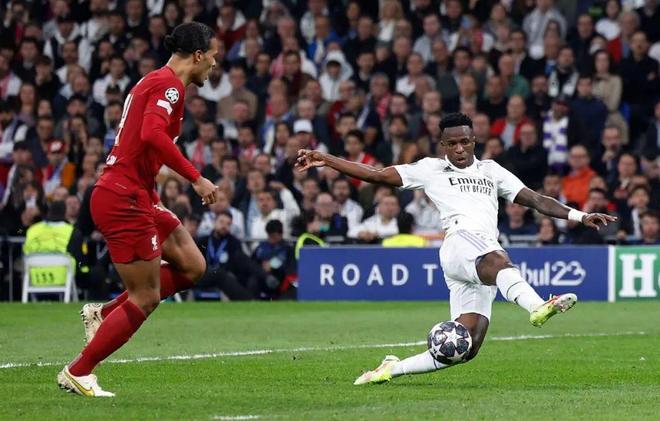 凯恩谈阿森纳：和巴黎是不同的球队，在防守上更强一些