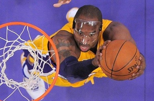 快船自研的保罗乔治，大尺寸203、攻防一体的锋卫摇摆人。控制失误别上头，继续好好打[冲鸭]