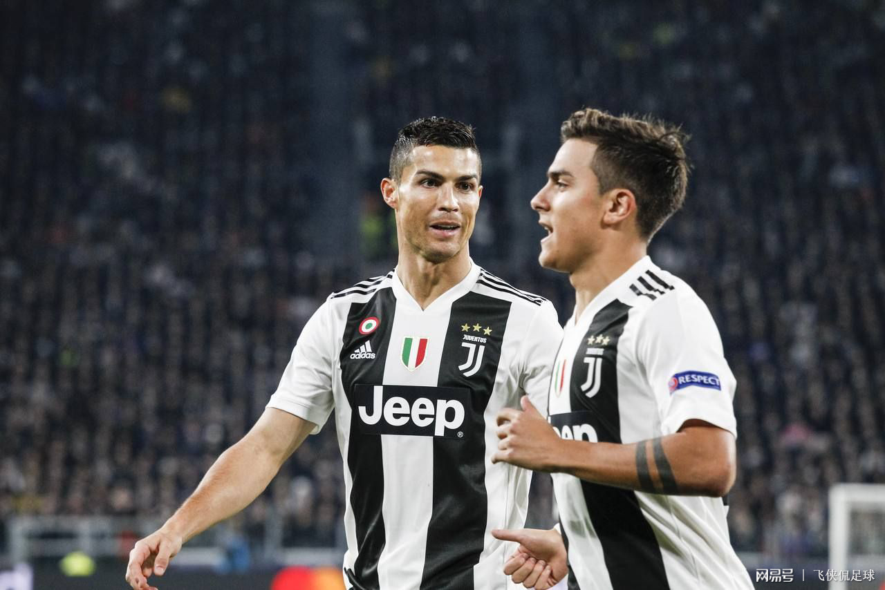 阿隆索告别皇马，利物浦拜仁曼城关注其执教动向